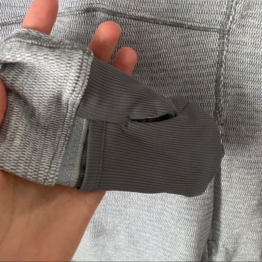 Lululemon Runderful Gray Pull Over Jacket 2 - Picture 7 of 10